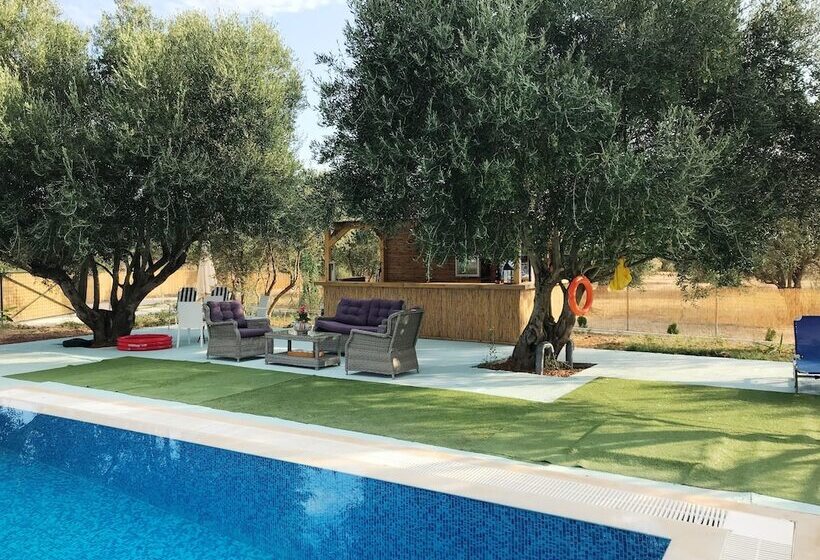 호텔 Ai Helis Resort