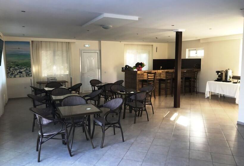 호텔 Ai Helis Resort