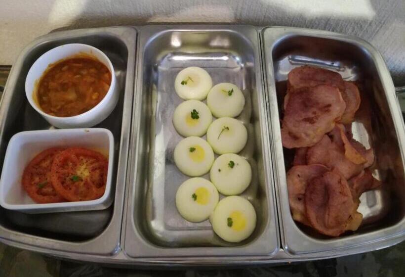 酒店 All Over Africa Guest House