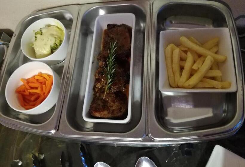 酒店 All Over Africa Guest House