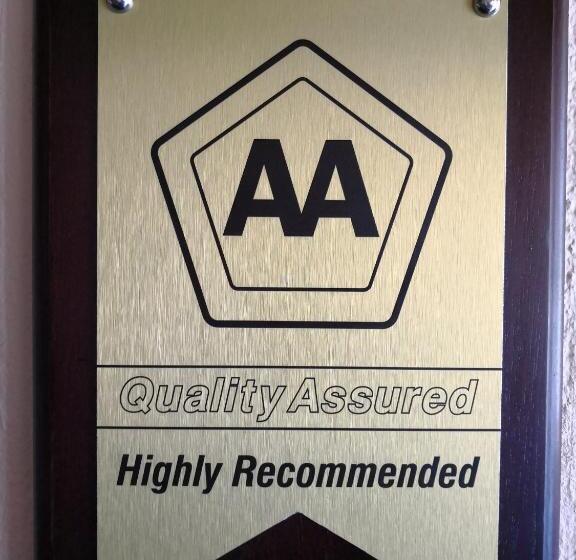 酒店 All Over Africa Guest House