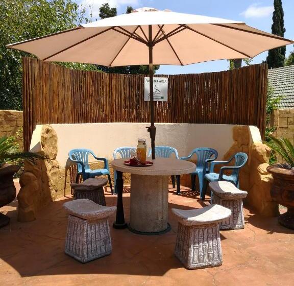 酒店 All Over Africa Guest House