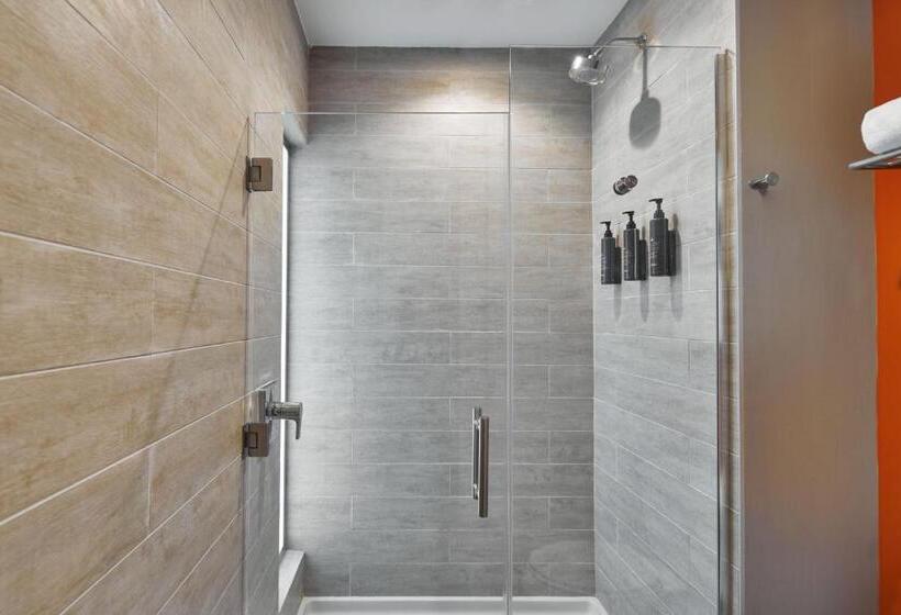 בית מלון כפרי Aloft Miami Aventura