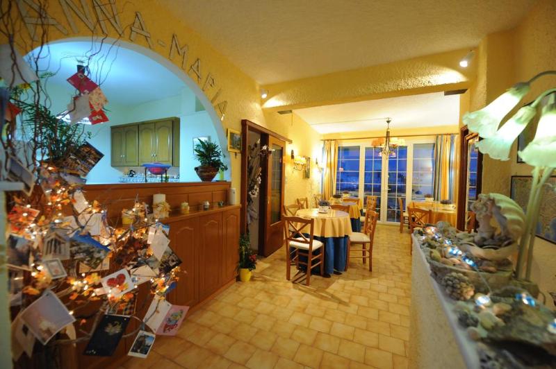 בית מלון כפרי Anna Maria Pansion