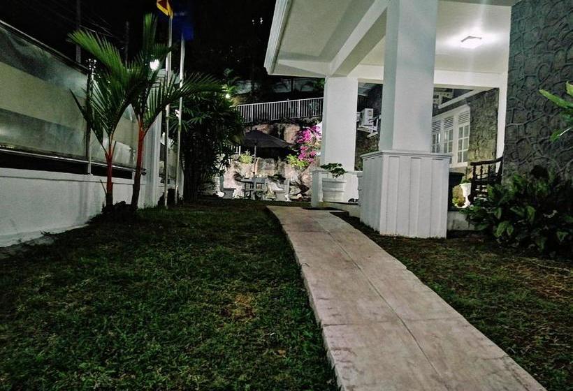 فندق Anna Shanthi Villa