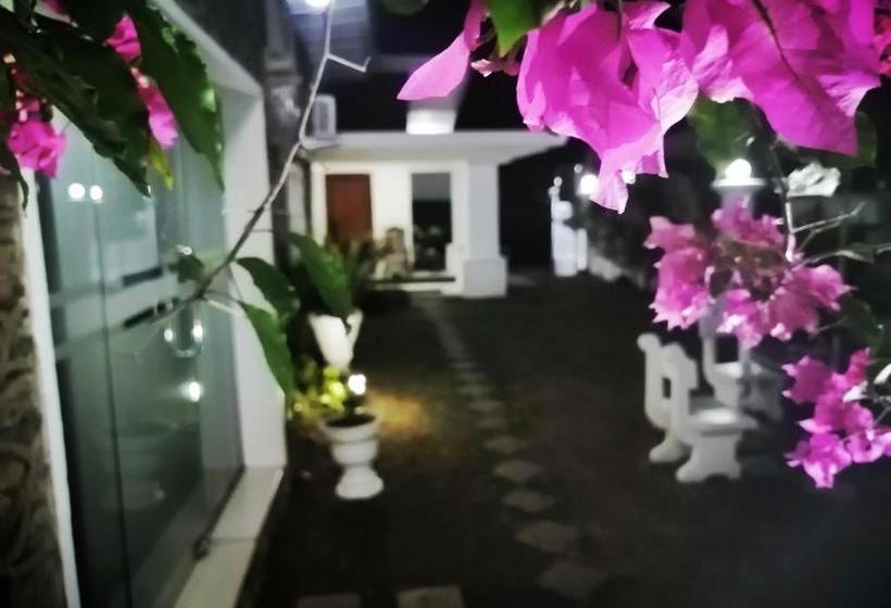 فندق Anna Shanthi Villa