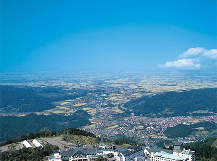 Отель Aomori Winery