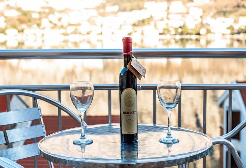 هتل Apartmani Markovic