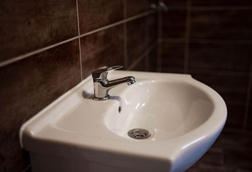 هتل Apartmani Markovic