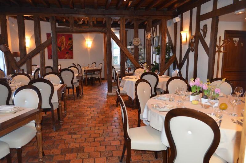 בית מלון כפרי Logis Hôtel Auberge Du Cheval Blanc