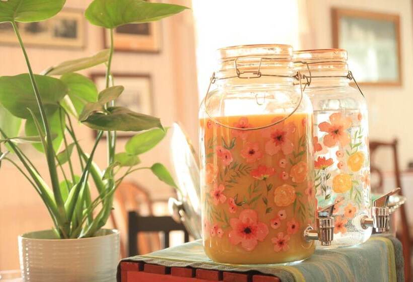 Отель Auberge La Châtelaine