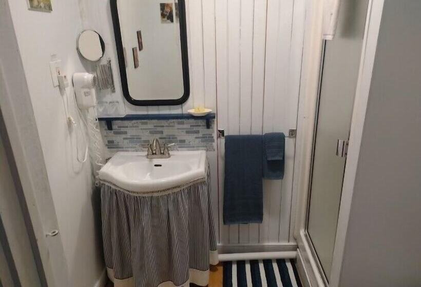 Отель Auberge La Châtelaine