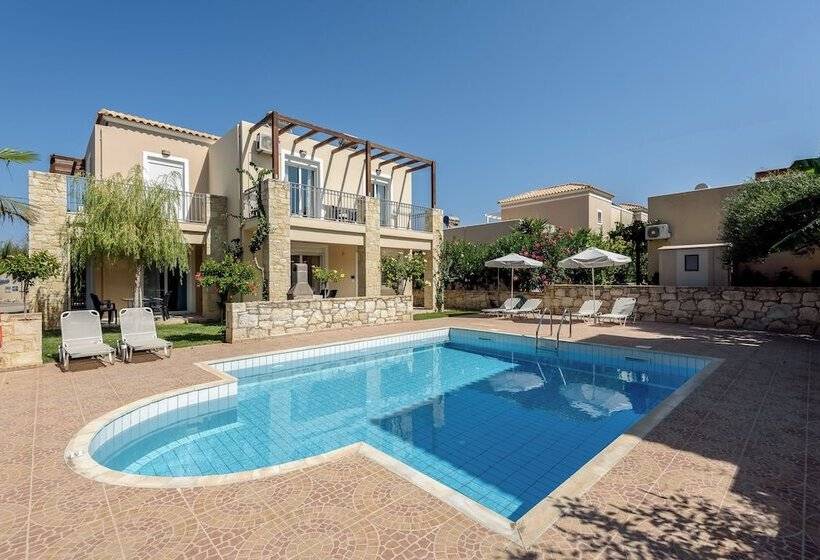 בית מלון כפרי Azure Beach