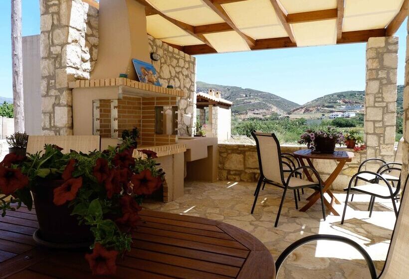 בית מלון כפרי Azure Beach