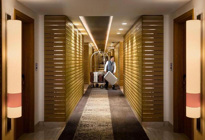 ホテル Beach Rotana Residences