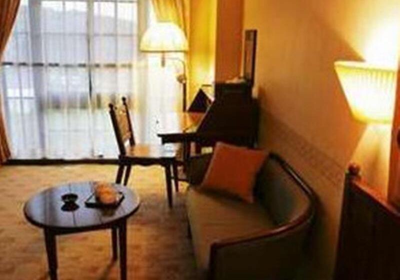 酒店 Bishoku No Kakurega Provence