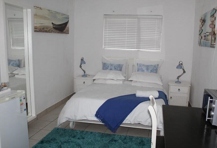 Отель Blue S Guest House