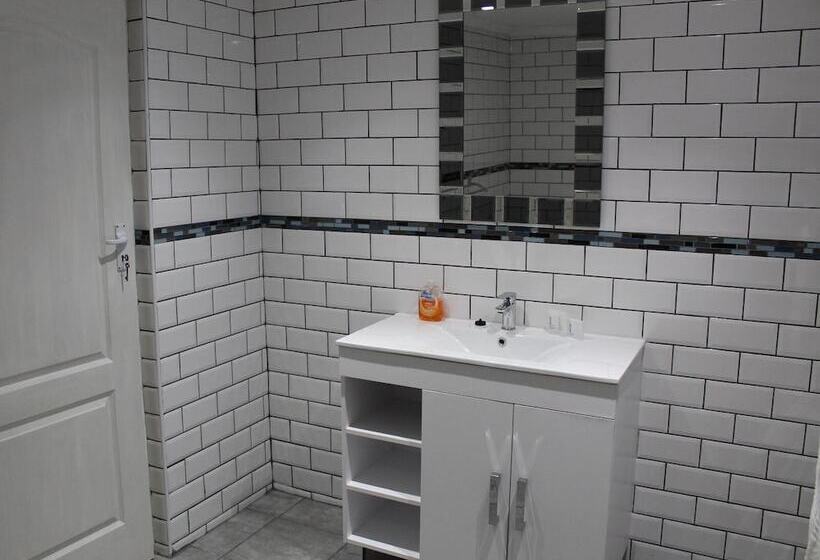 Отель Blue S Guest House