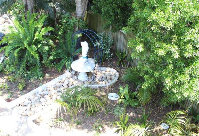 هتل Blue S Guest House