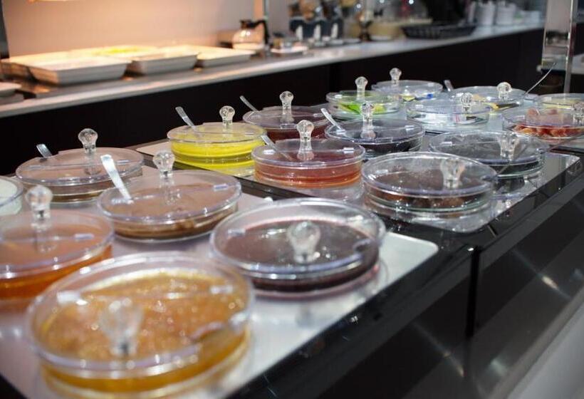 Отель Breeze Boutique Athens