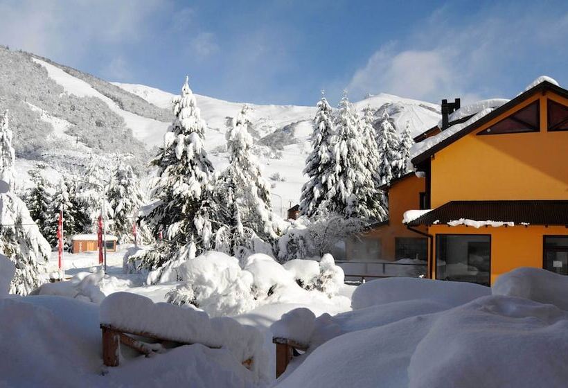 هتل Complejo Base 41