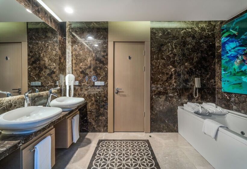 Concorde Luxury Resort & Casino