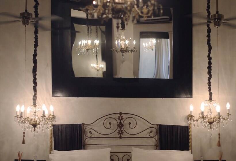 فندق Coqui Coqui La Perfumeria   Valladolid   The Only One Suite Collection