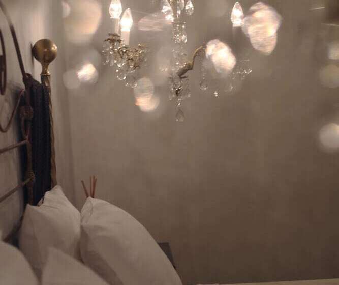 فندق Coqui Coqui La Perfumeria   Valladolid   The Only One Suite Collection