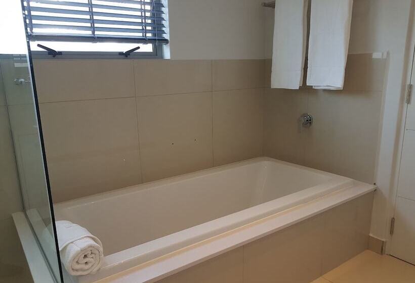 Отель Daisy Place