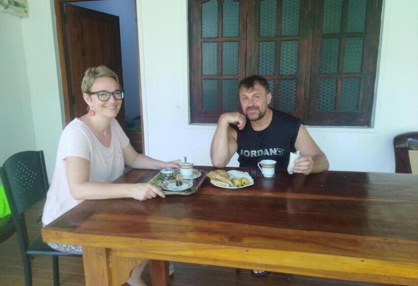 Отель Deer Garden Guest