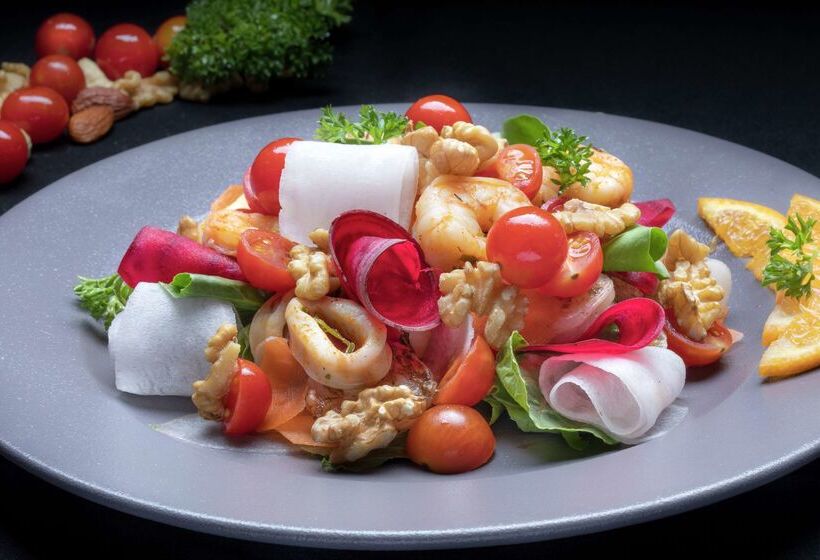 בית מלון כפרי Doubletree By Hilton Goa Panaji