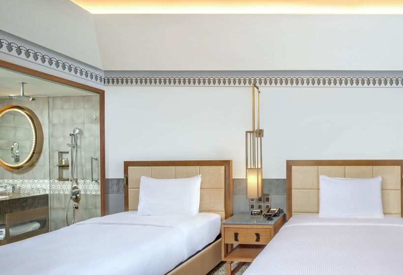 בית מלון כפרי Doubletree By Hilton Goa Panaji