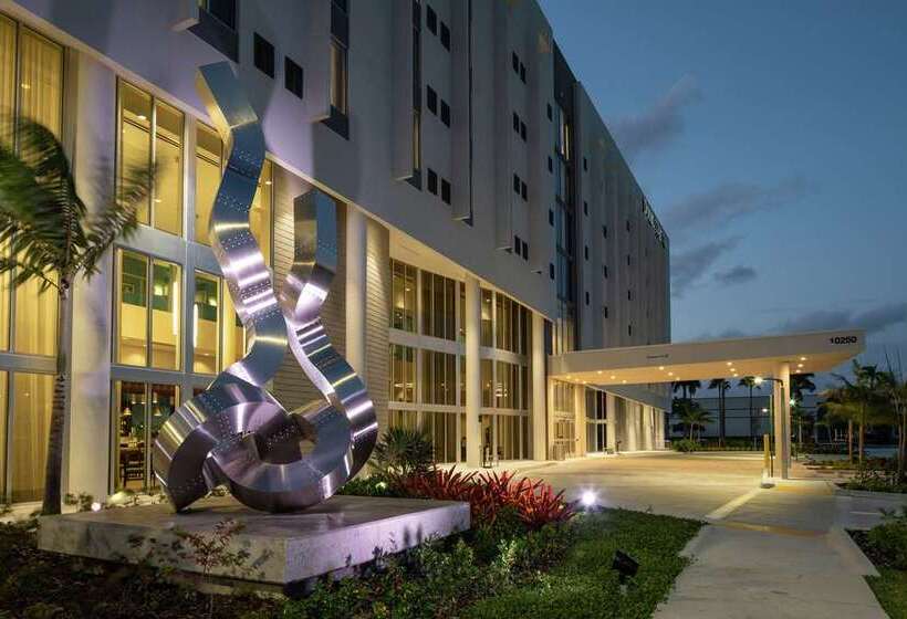 فندق Doubletree By Hilton Miami   Doral, Fl