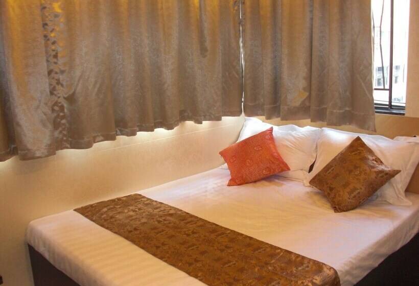 هتل Dynasty Commercial