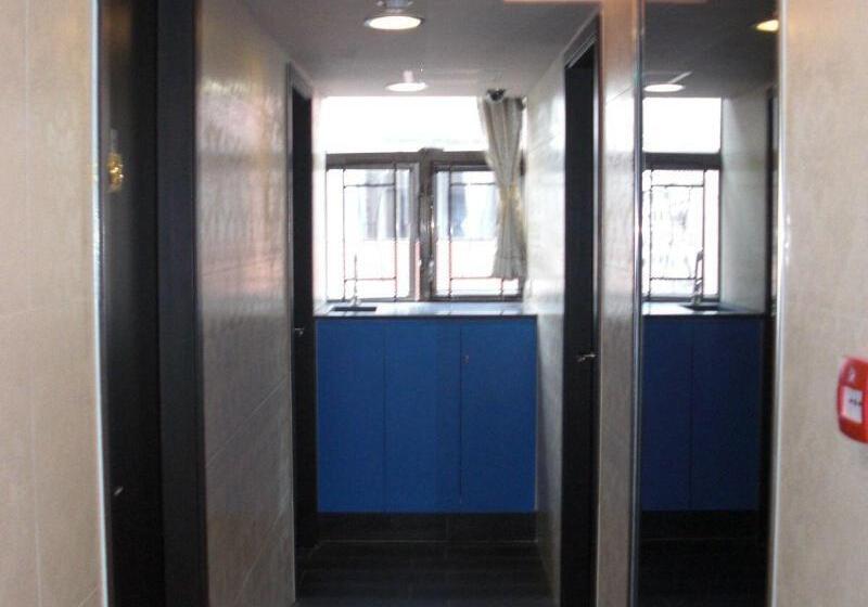 هتل Dynasty Commercial