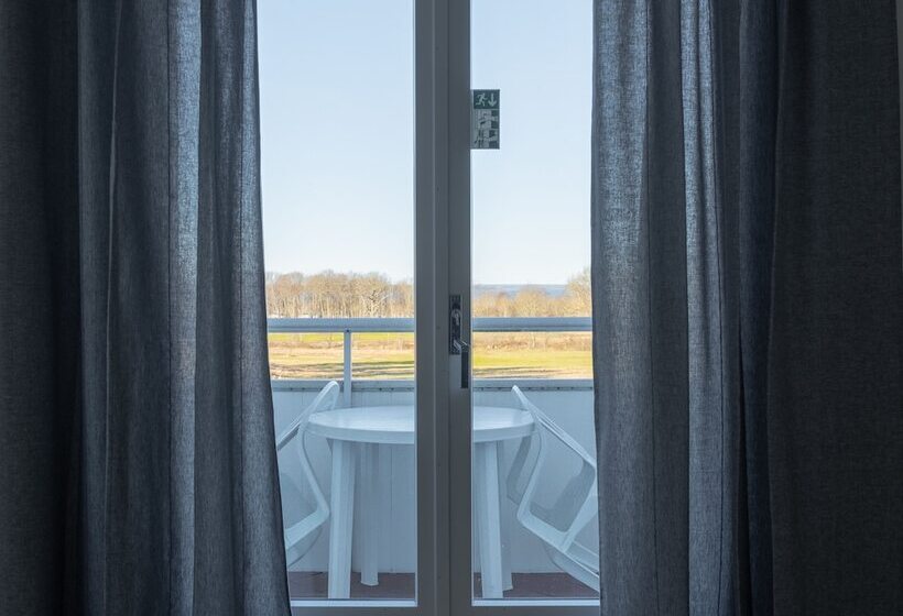 בית מלון כפרי Ekerum Resort Oland