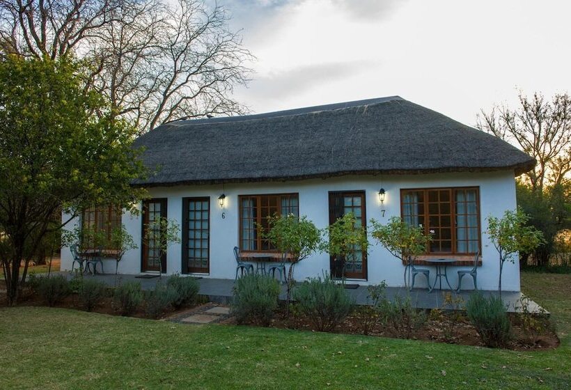 فندق Emtonjeni Country Lodge