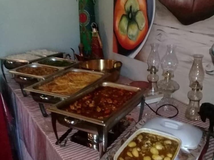 فندق Emtonjeni Country Lodge