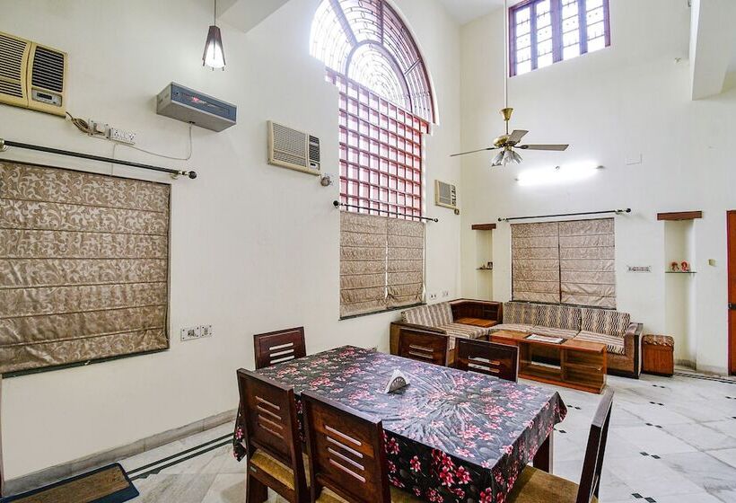 Hotel Fabexpress Ullash Residency