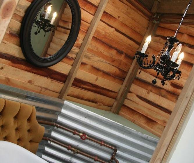 ホテル Farm And Fellow Guesthouse And Restaurant