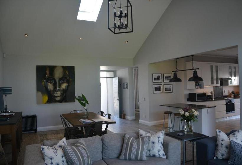 فندق Fernkloof Fairways Villa