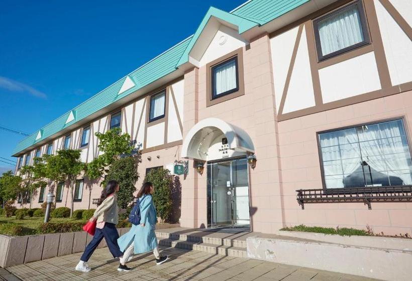 호텔 Folkloro Takahata