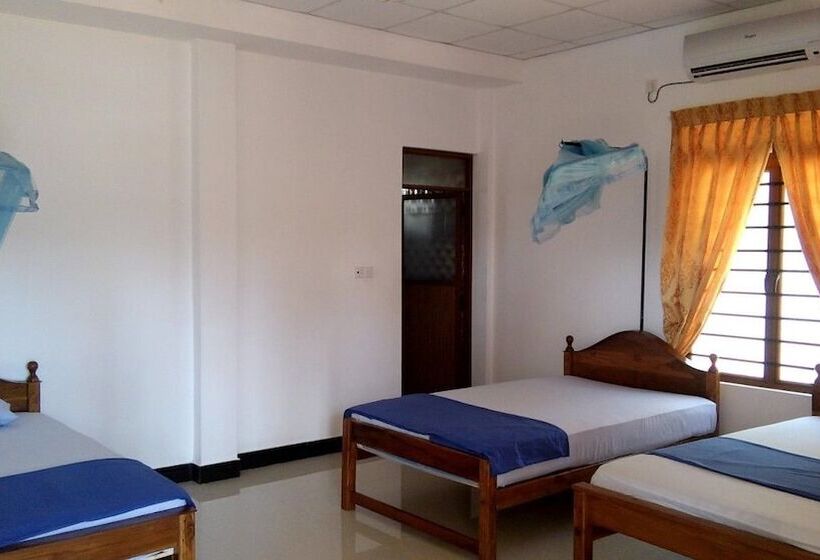 Отель French Garden Resort