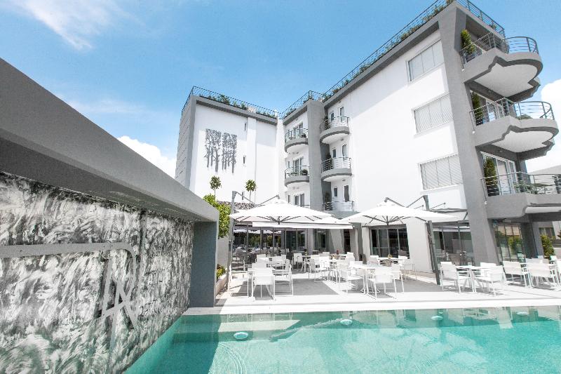 Отель Garden City Resort