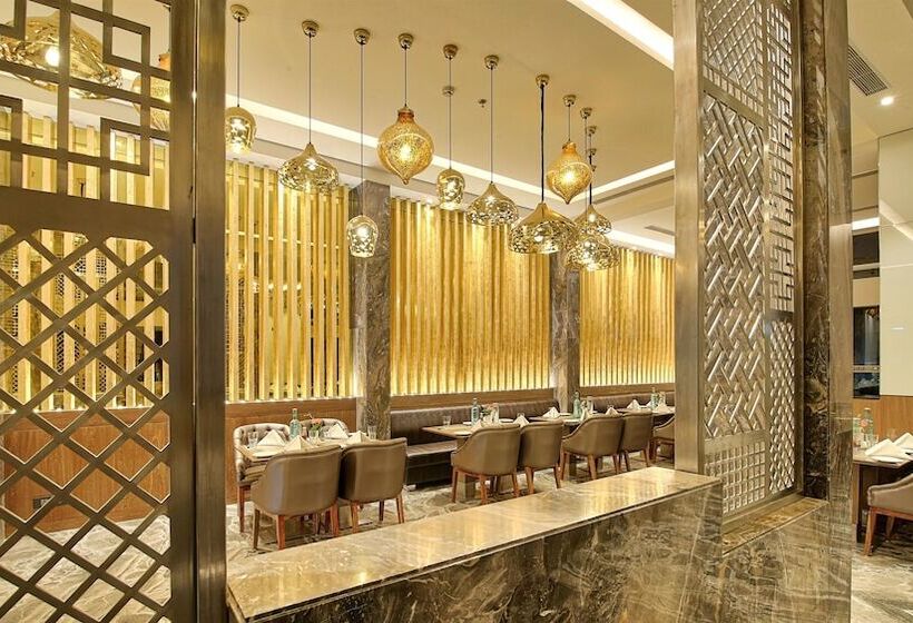 Hotel Golden Tulip Essential Jaipur