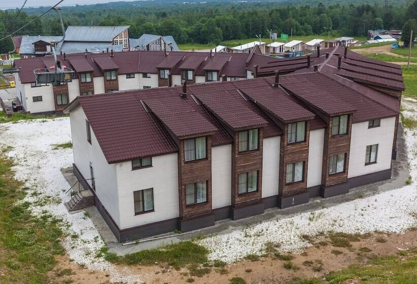 בית מלון כפרי Grand Baikal