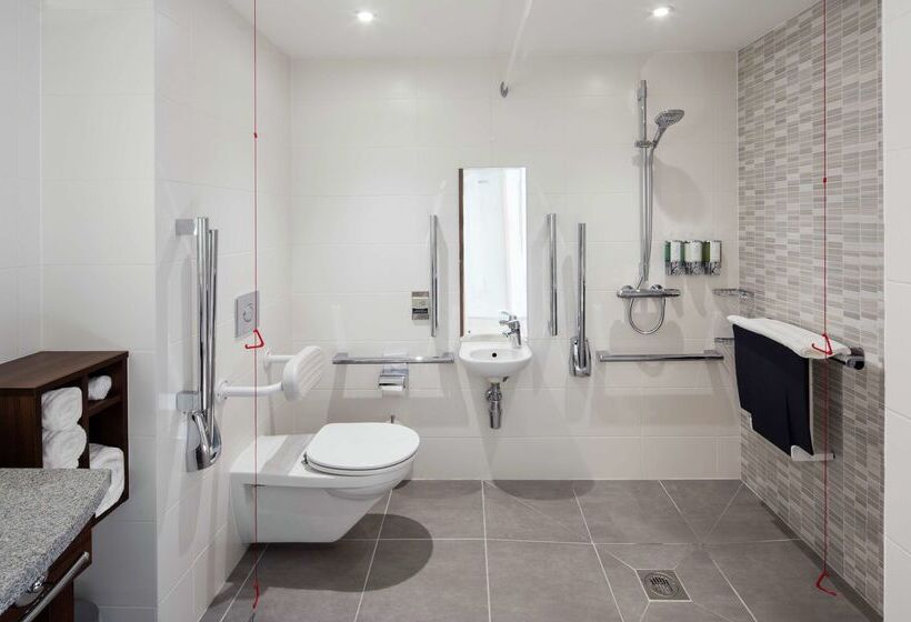 فندق Hampton By Hilton Belfast City Centre