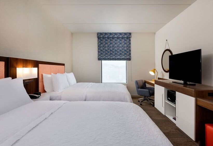 בית מלון כפרי Hampton Inn Baltimore Bayview Campus