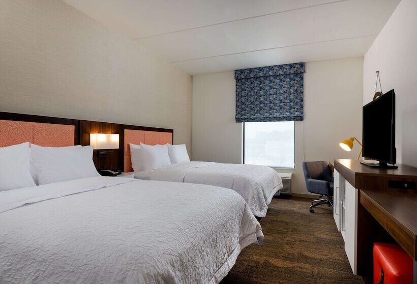 בית מלון כפרי Hampton Inn Baltimore Bayview Campus