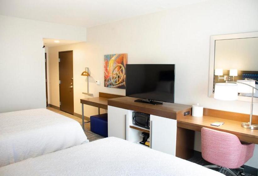 فندق Hampton Inn Lebanon